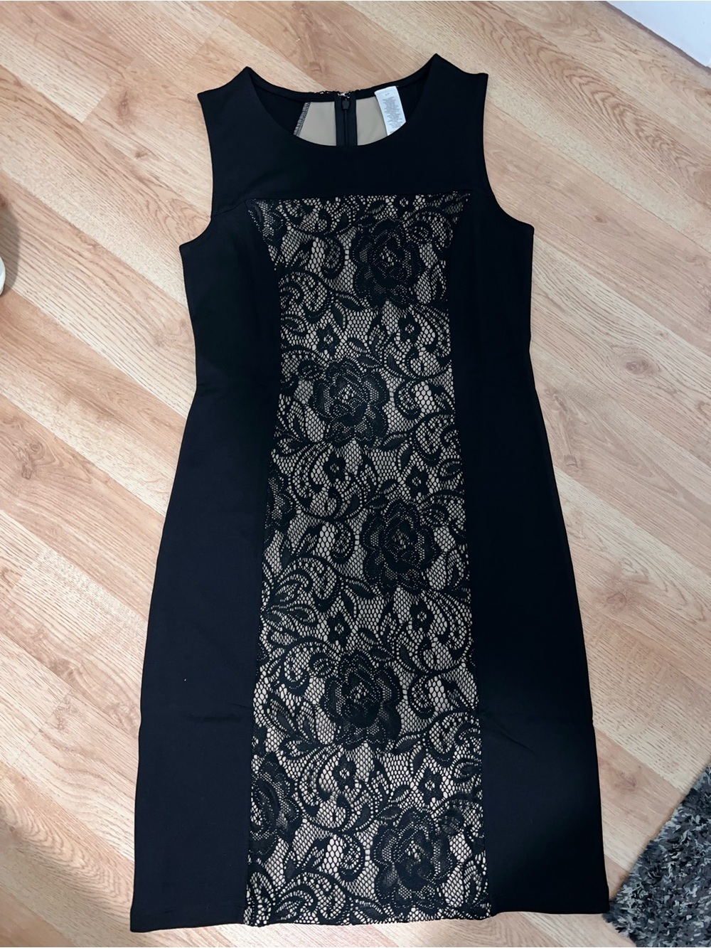 Sleeveless Black Lace-Panel Sheath Dress